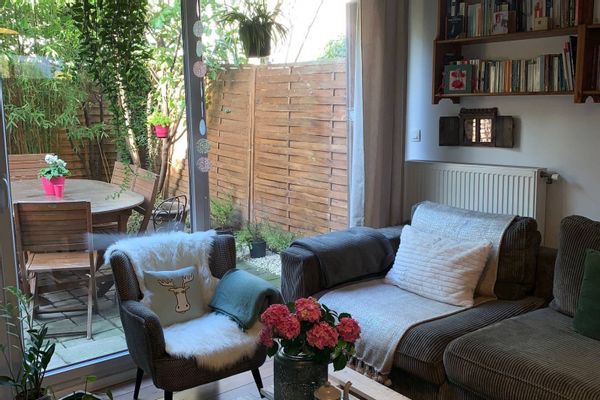 Nice cosy house very close to Paris