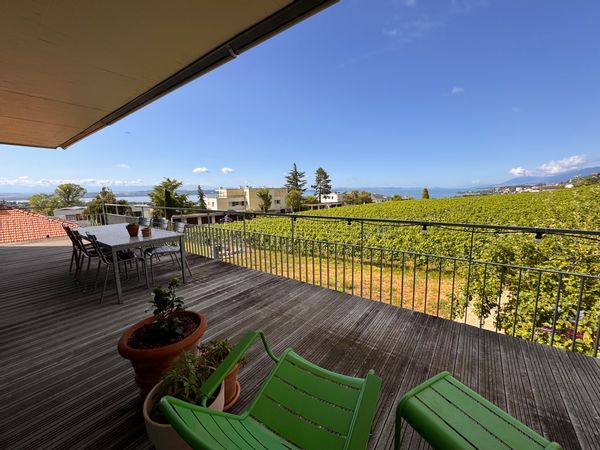 NEUCHÂTEL Villa de charme contemporaine, quiétude et entouré des vignes. Près de Berne, Lausanne