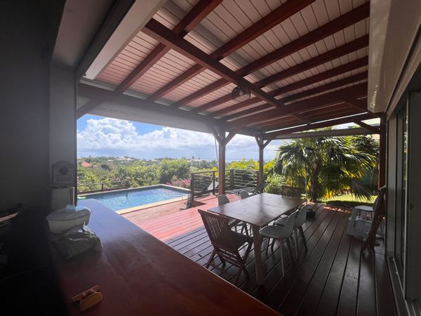 La Villa de Julia & Léonard