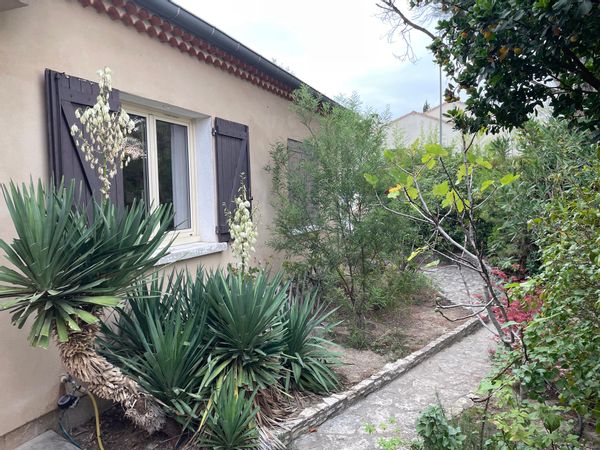 Ma maison face à Avignon pour visiter la Provence ❤️