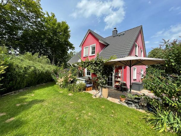 Près de POTSDAM & BERLIN, eau & forêt – maison chaleureuse dans la bonne localité d’Einstein: CAPUTH