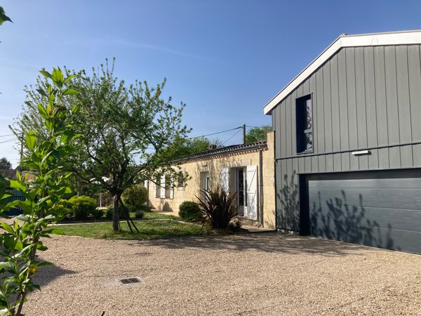 La maison en pierre d'Isa et David