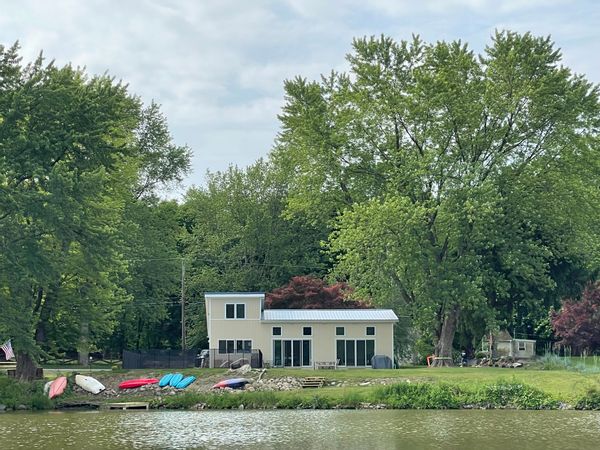 La maison de Ee