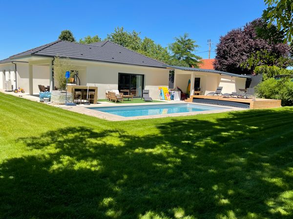 Maison neuve avec piscine Minimum 6 nuits merci