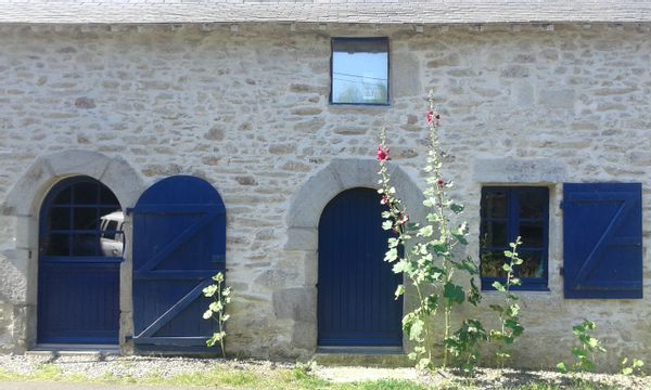 Recherche invités en Août (15-25) !