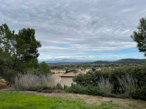 La maison vue sur le Ventoux
