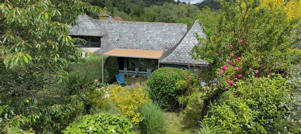 La maison de Julia et Jean-Marie + son annexe (durée 10 jours minimum)