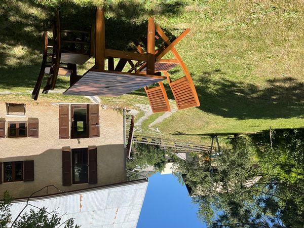 appartement avec jardin dans un hameau calme au coeur des montagnes