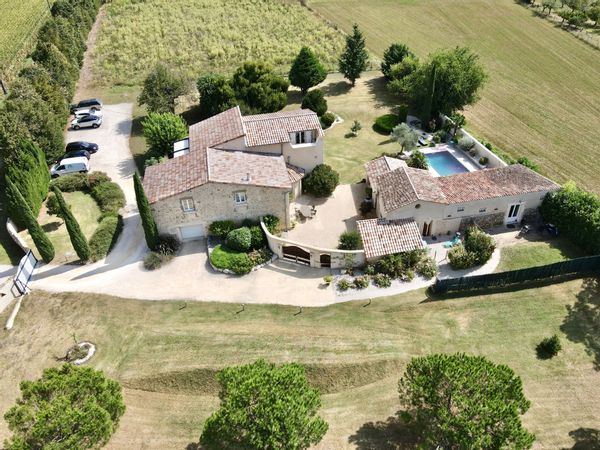Arnaud & Flore House in Provence