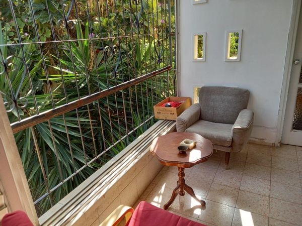 Elise & Meni’s home 