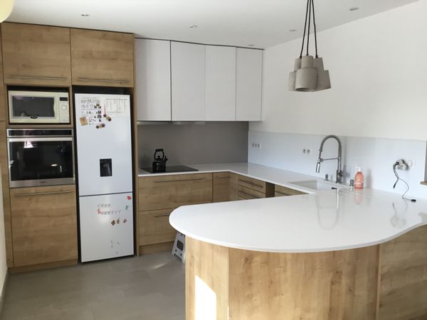 Maison confortable avec jolie sur montagne , et à proximité de chemin de randonnée