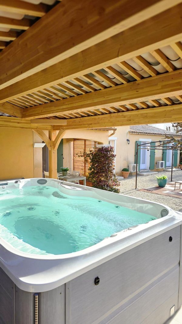 Villa cosy en Provence avec Spa de nage chauffé