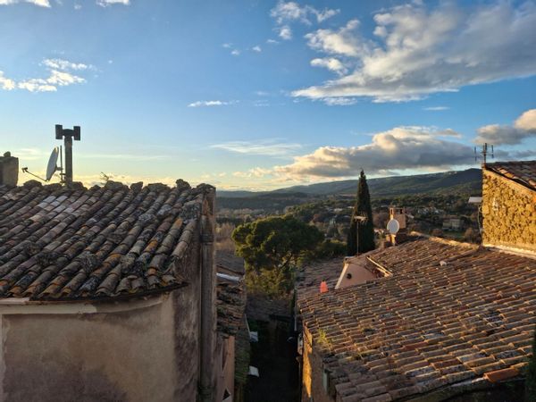 Jolie maison de village à Lauris (Luberon)