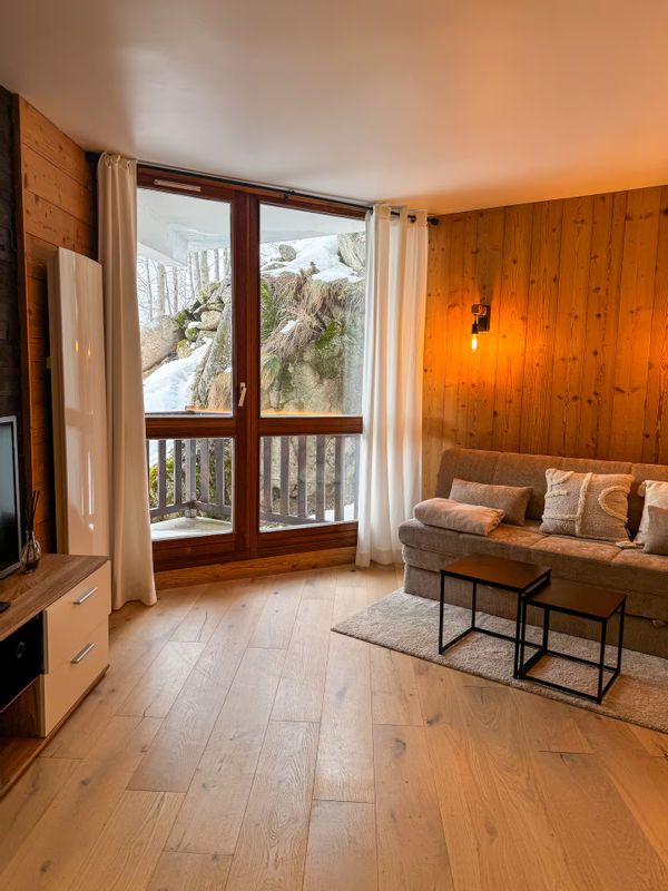 Charmant appartement rénové 1 chambre avec balcon au coeur des montagnes à Font-Romeu.