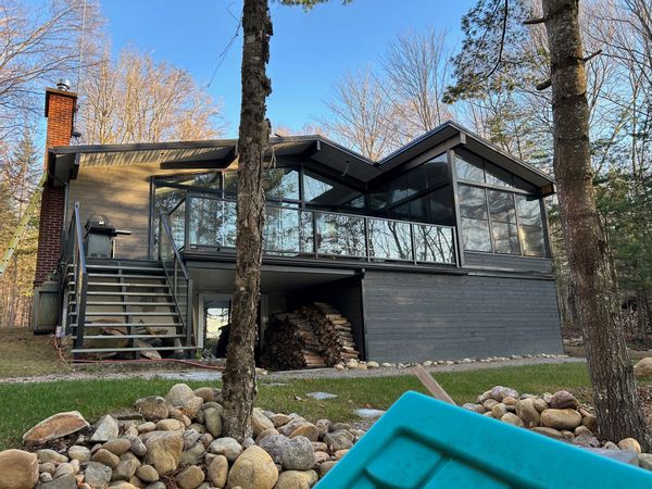 Le chalet de Max sur le Lac