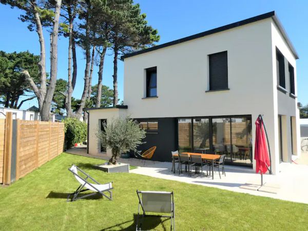 Maison bord de mer ILE GRANDE