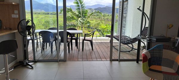 F2 lumineux au coeur de la Province Nord - Bright apartment in the heart of the Northern Province