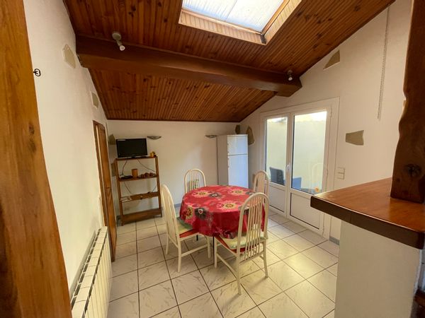 Maison de plein pieds proches de toutes commodités