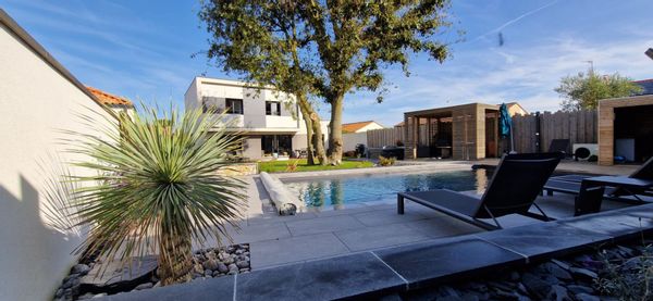 Maison avec piscine et spa, proche Puy du Fou, à St macaire en mauges,