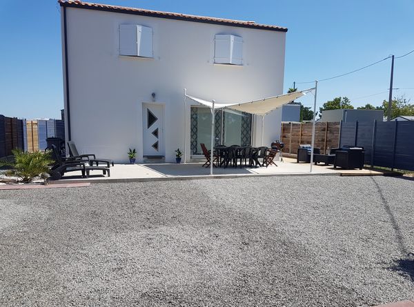 La maison d'Aurore & Franck en bord de mer
