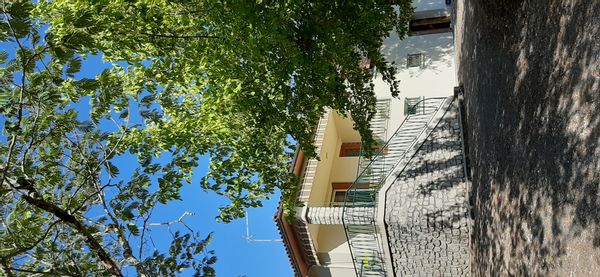 Maison dans un parc de 15000 m² Pour un séjour à la campagne.