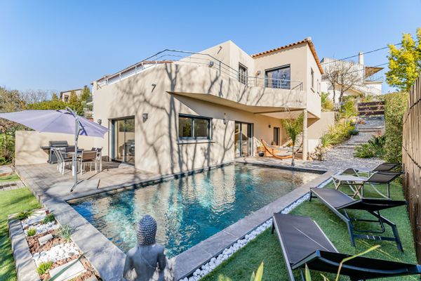 La maison de Christophe, La villa Bali
