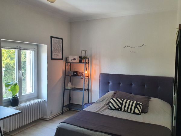 Chambre privée avec petit déjeuner