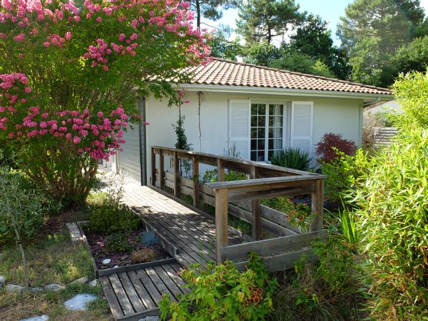 Maison familiale avec piscine, proche Bordeaux et Bassin d'Arcachon