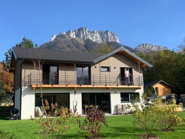 La maison de Géraldine et Olivier - Entre lac et montagne