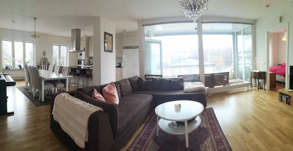 L'appartement de Yoann Moderne et très lumineux , 2 chambres, grand salon cosy, balcon plein sud.