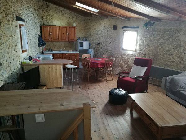 jolie petite maison de village