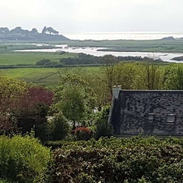 Maison dans un village bord de côte en Bretagne Sud