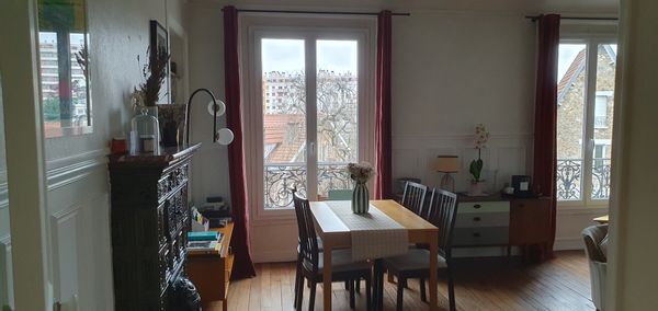 Julie & Thomas's home