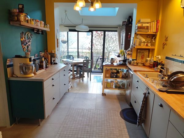 La maison de Pat est une petite maison atypique lumineuse avec jardin située au centre du Havre .