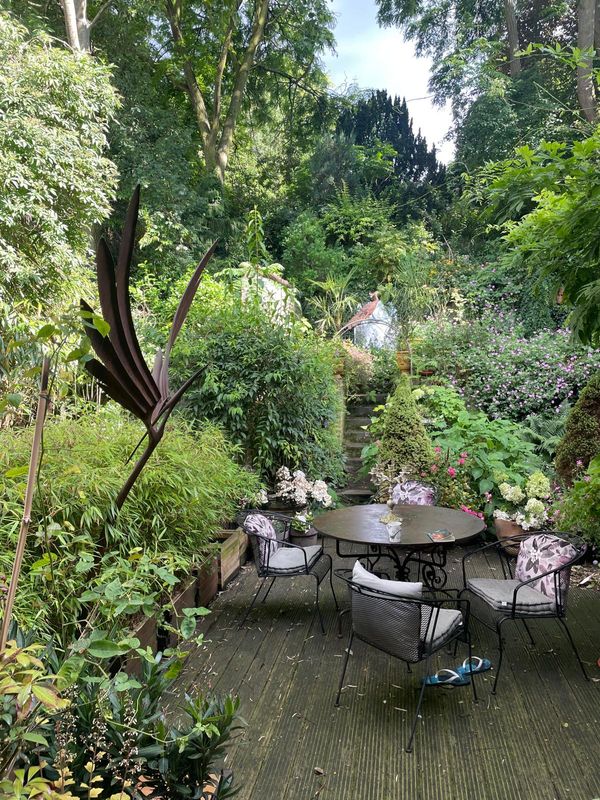 Elégant Triplex  avec jardin au centre de Bruxelles. 5  jours minimum