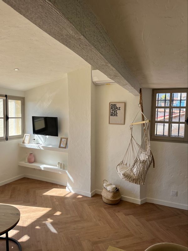 Appartement de charme au cœur de la citée médiévale