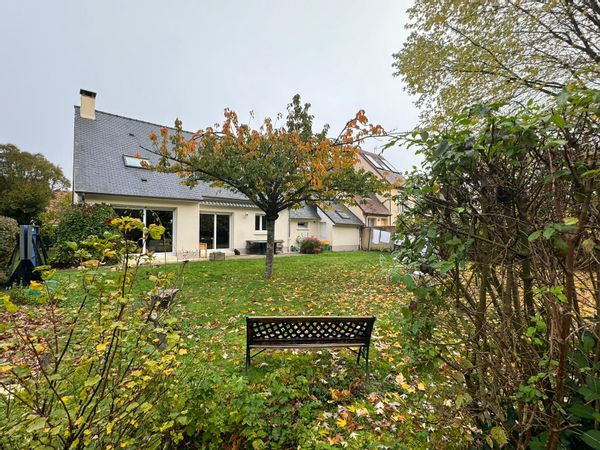 Maison avec jardin à 10 minutes du Mans