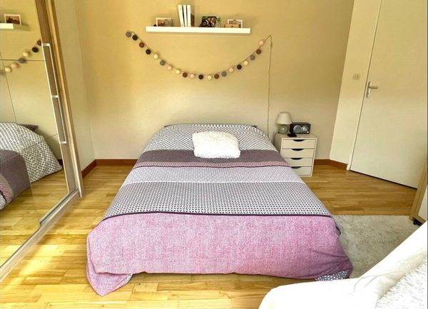 La chambre privée de Anne et thierry à 10 minutes du circuit des 24 Heures