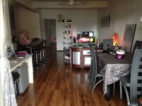 Appt grand F2 avec 1 couchage sup (matelas dépliant) tout meublé. Situé au quartier latin.