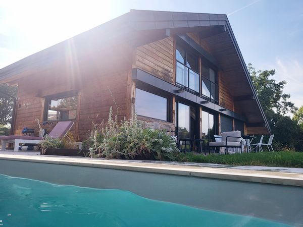Maison lumineuse au cœur de la campagne