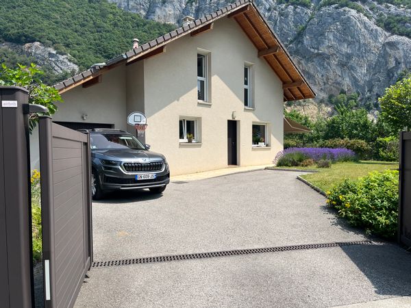 Happy Home in French Alps