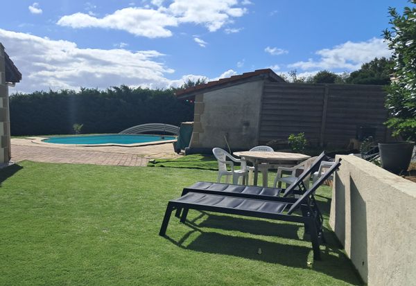 Maison au calme avec piscine