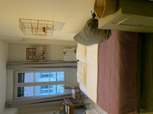 Chambre avec salle de bains privée