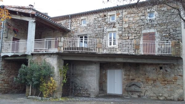 ARDÉCHE sud maison 8 personnes