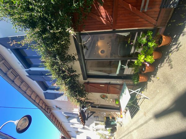 Petite maison près de Lyon, climatisée, le charme d'un village à 10 min de la ville !