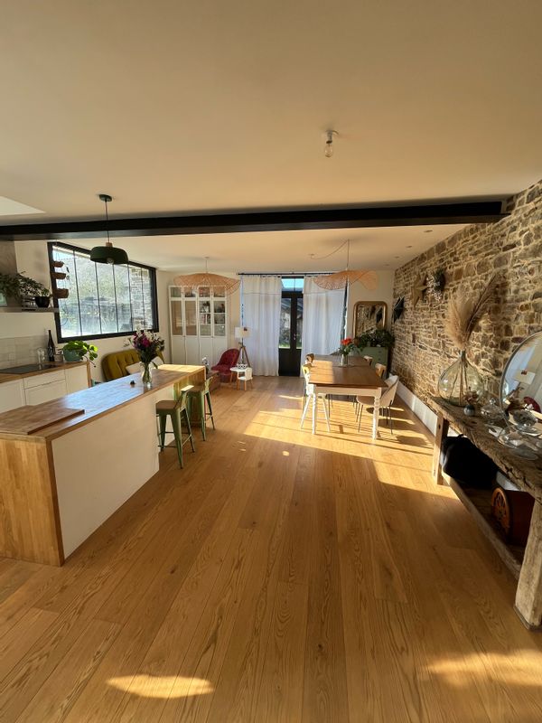 Grange rénovée en pleine nature, entre Rennes et les côtes bretonnes
