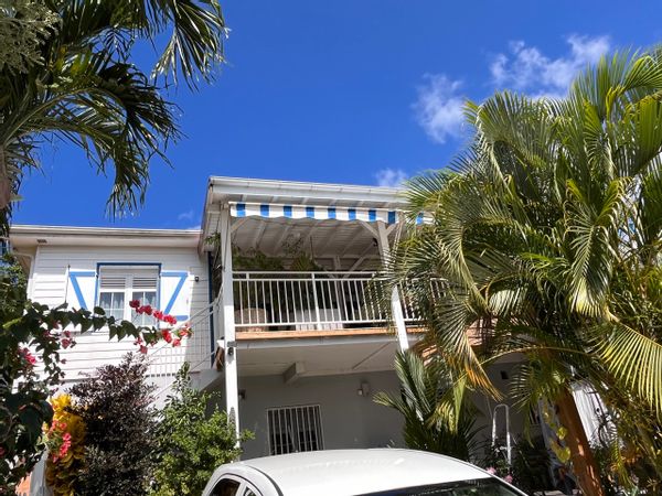Maison Domino