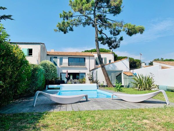 La maison de Benjamin et Magali sur l'Ile de Ré.