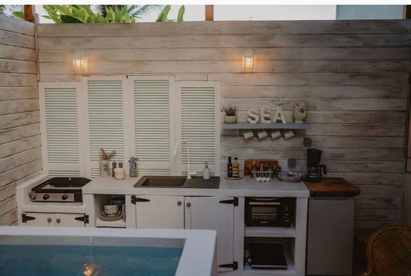 Suite avec cuisine et piscine privée