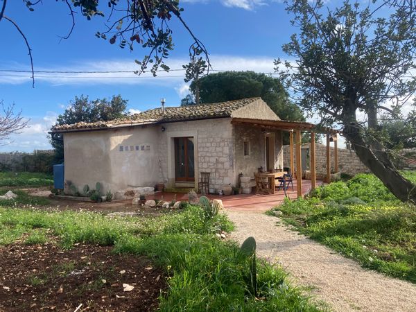 Charm and nature near sea and beautiful old town